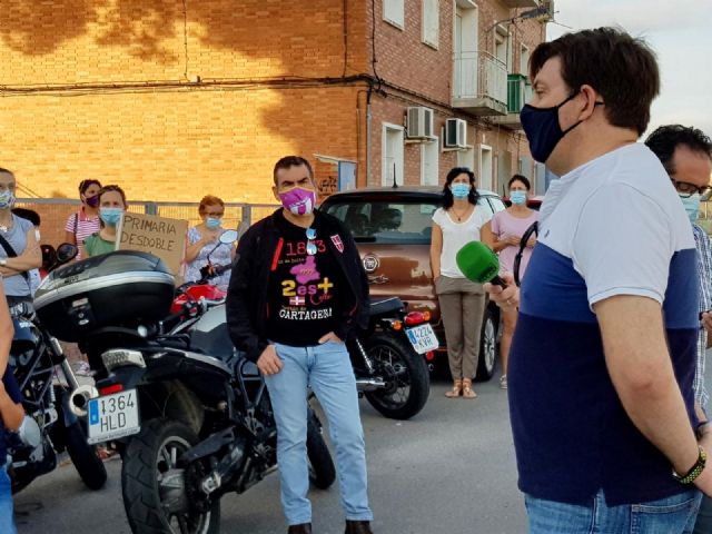 José López se congratula de que la Consejería recule ante la presión de los padres y conceda un profesor más al CEIP `Azorín´ - 2, Foto 2