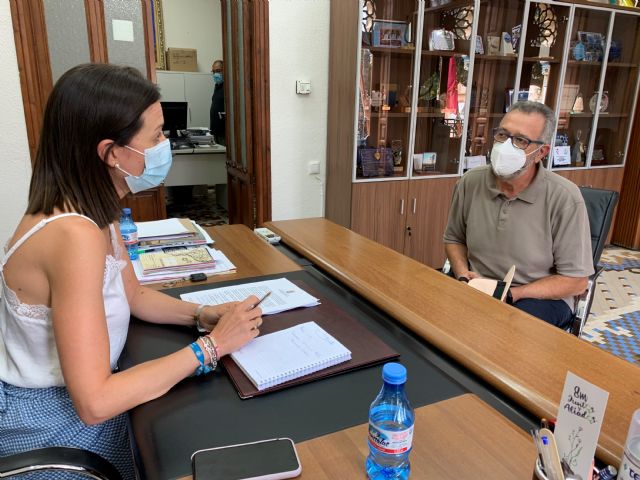 La alcaldesa asume como propia la moción de la Plataforma en Defensa del Ferrocarril en la Región en la que se insta al Ministerio a mantener la línea abierta hasta que las obras impidan el servicio - 1, Foto 1