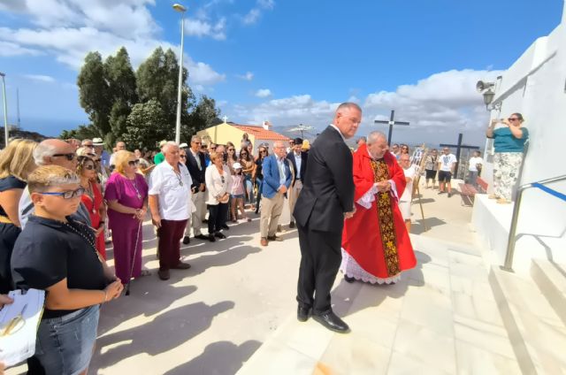 La ermita del Calvario se rehabilita 50 años después y se celebra con una misa multitudinaria - 2, Foto 2