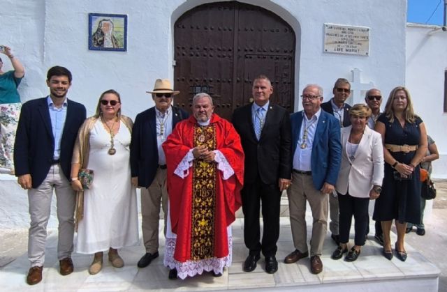 La ermita del Calvario se rehabilita 50 años después y se celebra con una misa multitudinaria - 4, Foto 4