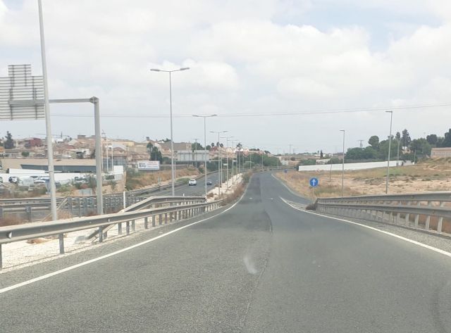 MC logra que Carreteras comience a actuar en la Ronda Transversal después de años de abandono - 2, Foto 2