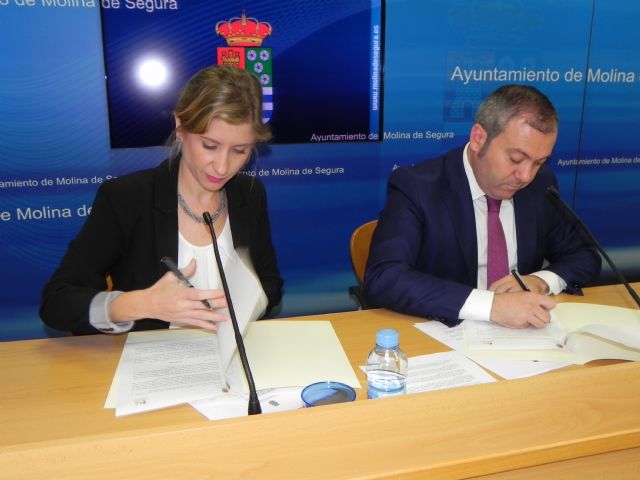 El Ayuntamiento de Molina de Segura y la Fundación Colucho (Grupo Sureste) firman un protocolo para la formación de desempleados - 1, Foto 1