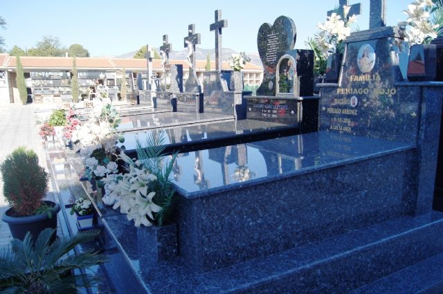 Beginning on October 25th, the works that are carried out inside the cemetery until the All Saints' Day will be over, Foto 3