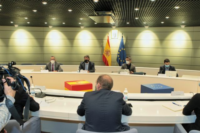 Escrivá se reúne con las asociaciones de autónomos para abordar un nuevo sistema de cotización - 1, Foto 1