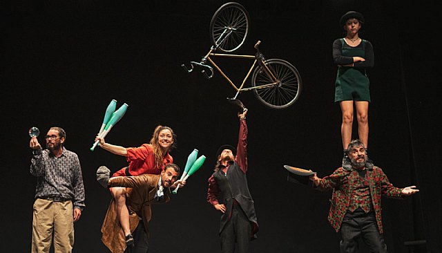 Circarte co-produce y estrena su primer espectáculo SILLY WORLD WALKERS Silly Circus Co - 1, Foto 1