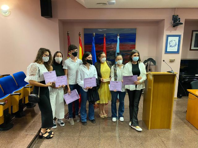 Seis alumnos del IES Francisco Ros Giner de Lorca ganan la III edición Programa Iris - 1, Foto 1