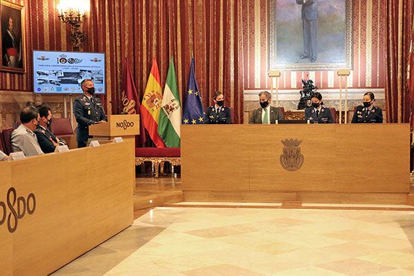 El Salón de Plenos del Ayuntamiento de Sevilla ha acogido una ponencia sobre la Vigilancia Espacial en el Ejército del Aire y el papel de la mujer - 2, Foto 2