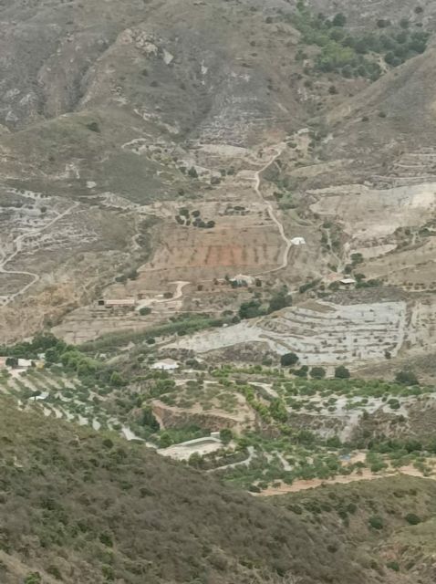MC exige actuaciones para salvar la Torre del Moro y acondicionar el mirador de Peñas Blancas de Perín - 1, Foto 1