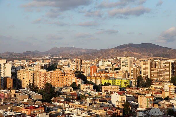 El PSOE de Cartagena exige la puesta en marcha de líneas de ayudas económicas directas al comercio minorista del municipio - 1, Foto 1