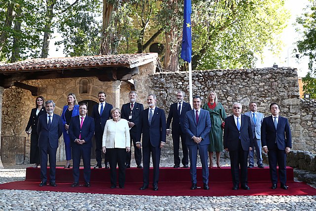 Sánchez asiste en Yuste a la entrega a Angela Merkel del Premio Europeo Carlos V - 2, Foto 2