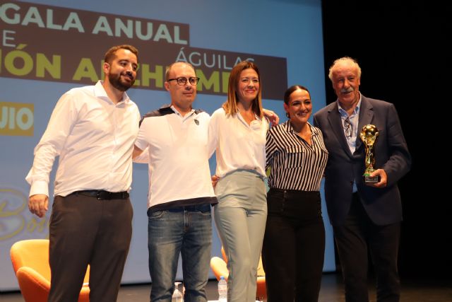 Vicente del Bosque participa en la Gala Anual de la Asociación Alzheimer Águilas - 1, Foto 1