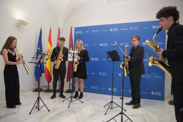 Diálogo-concierto en el Rectorado para compartir buenas prácticas Erasmus - 2, Foto 2