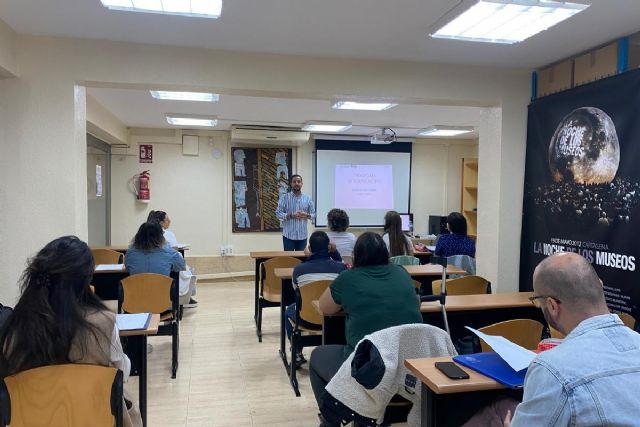 El programa de Juventud ´Retorno Activo´ se consolida como iniciativa de inserción laboral para jóvenes - 1, Foto 1