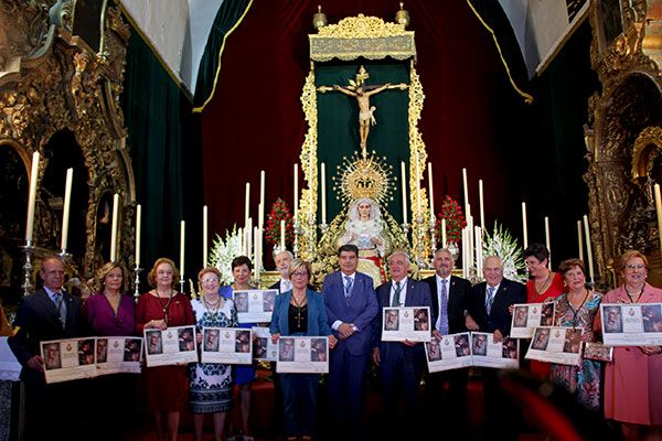 Emotivo homenaje de los mayores de Vera-cruz de Alcalá del Río - 2, Foto 2