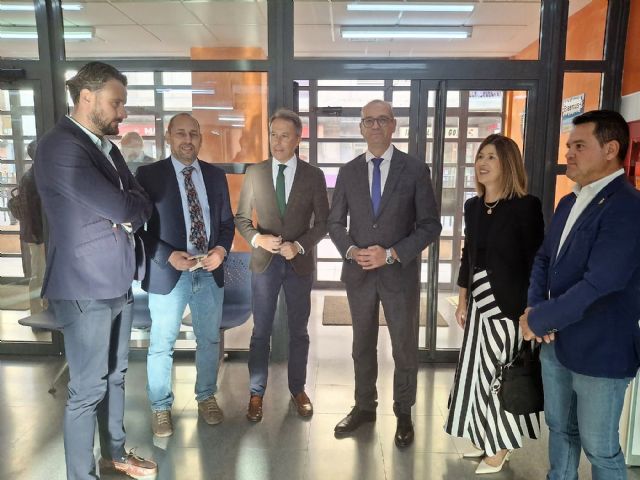 Más de 200 profesionales se reúnen en Lorca en una jornada sobre absentismo escolar y abandono educativo - 1, Foto 1