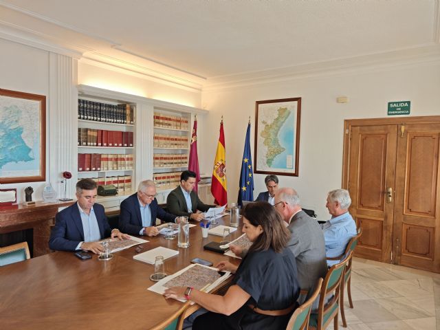 La MCT avanza en la limpieza del canal afectado por la DANA para poder llevar agua al punto clave del depósito de El Mirador - 2, Foto 2