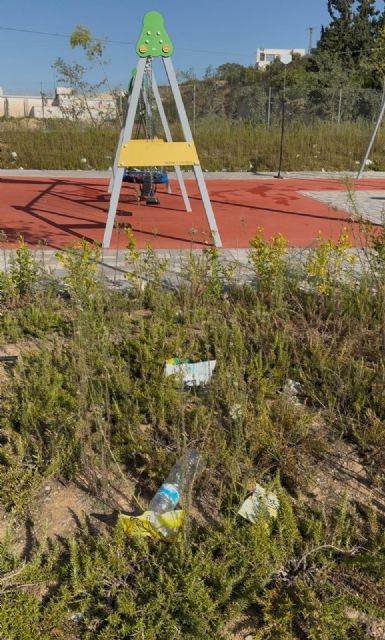 El PSOE exige acabar con la prórroga del contrato de jardines ante el deterioro de los parques, incluso los recién construidos - 3, Foto 3