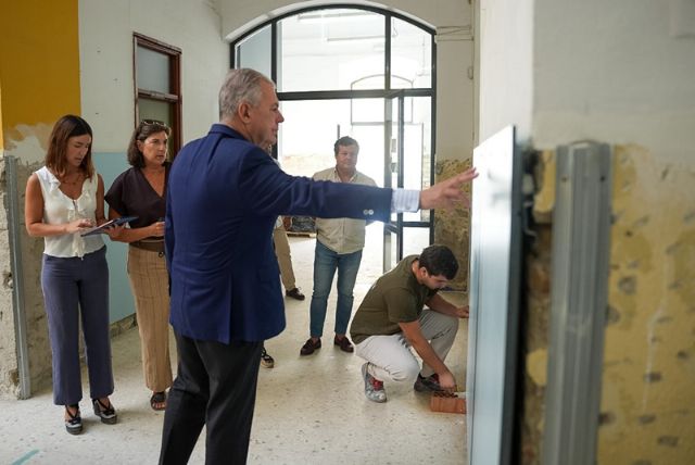 El Ayuntamiento de Sevilla destina 394.000 euros a la conservación del histórico CEIP Borbolla - 4, Foto 4