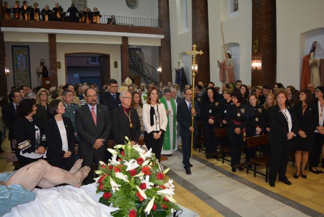 Un besapié a una imagen aguileña pone fin al Año de la Misericordia - 1, Foto 1