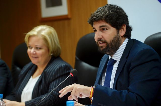 López Miras destaca el papel de COEC y el trabajo conjunto para conseguir que Cartagena siga siendo referente empresarial y de desarrollo - 2, Foto 2