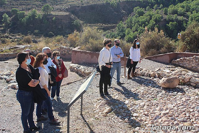 El PSOE exige al Gobierno regional que paralice el traslado de piezas de La Bastida, Foto 1