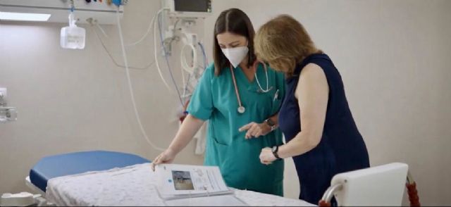 El hospital Virgen de la Arrixaca muestra en un documental sus iniciativas para mejorar la estancia de los pacientes - 1, Foto 1