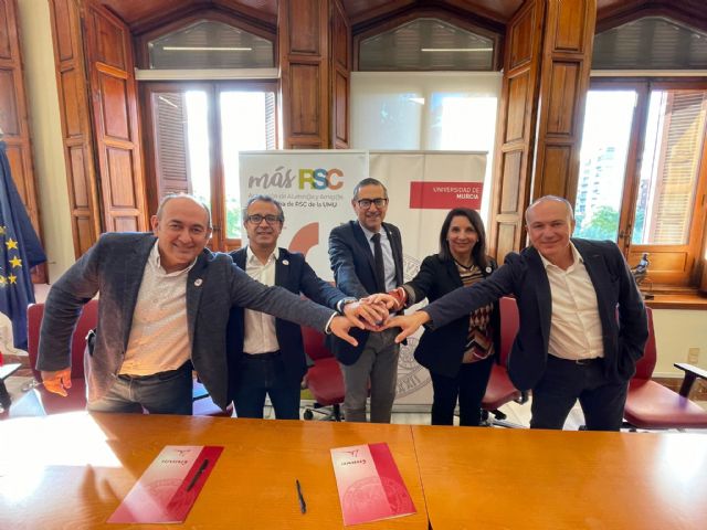 La asociación Más RSC y la UMU firman un convenio para fomentar la formación de los profesionales vinculados a la sostenibilidad - 2, Foto 2