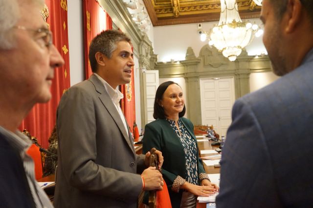 MC: Algo huele a podrido en Lhicarsa mientras todos callan - 1, Foto 1