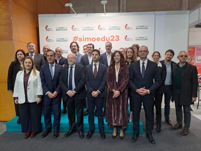 La Región lleva a Simo Madrid su apuesta por la innovación de los centros educativos - 3, Foto 3