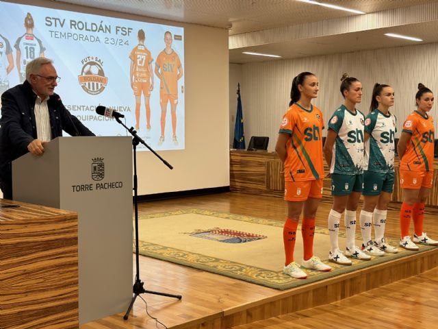 Presentación nueva equipación oficial del STV Roldán FSF - 1, Foto 1