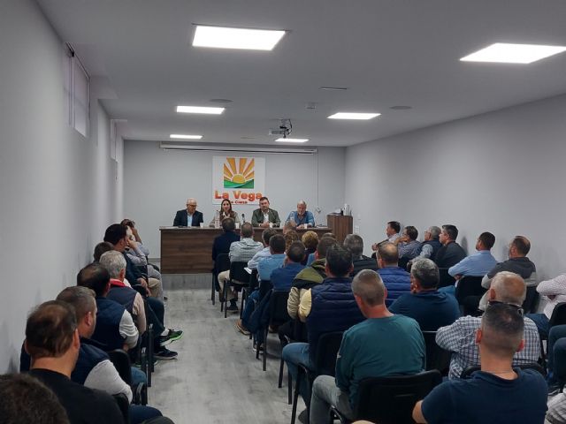 Agricultura reclama al Ministerio ayudas para cubrir las pérdidas que las lluvias de mayo y junio ocasionaron en la fruta de hueso - 1, Foto 1