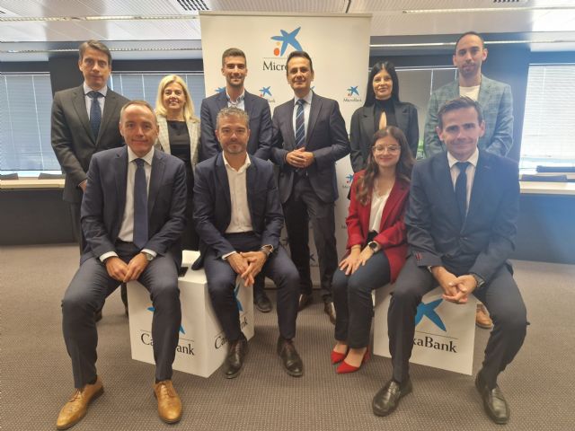 El Ayuntamiento de Alguazas y MicroBank firman un convenio de colaboración para incentivar el autoempleo y la actividad emprendedora - 1, Foto 1