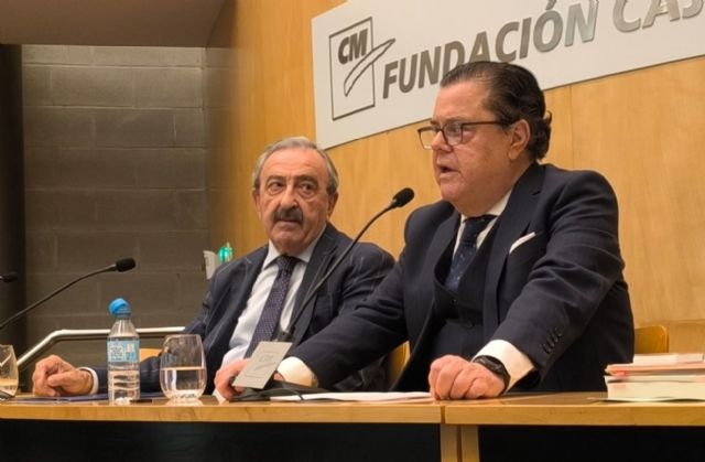 Jesús Trillo-Figueroa: «El pacto que firmó el PSOE con Puigdemont en Waterloo pone en peligro nuestro Estado de Derecho» - 2, Foto 2