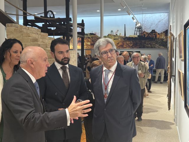 Esteban Bernal, nombrado académico de la Real Academia de Bellas Artes de Santa María de la Arrixaca de Murcia, inaugura su exposición Raíces en el Museo Minero de La Unión - 1, Foto 1
