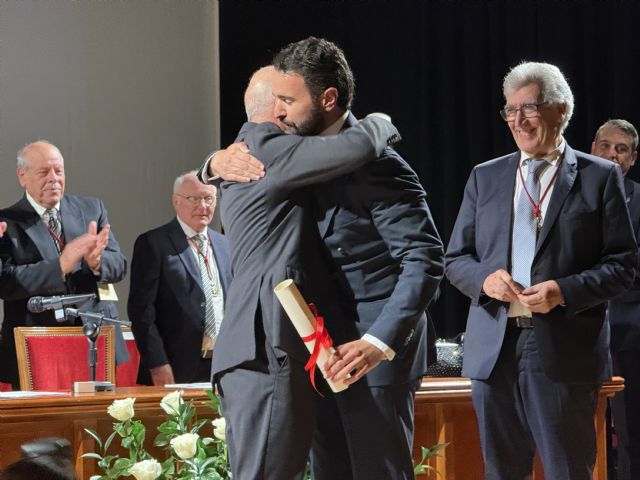 Esteban Bernal, nombrado académico de la Real Academia de Bellas Artes de Santa María de la Arrixaca de Murcia, inaugura su exposición Raíces en el Museo Minero de La Unión - 2, Foto 2