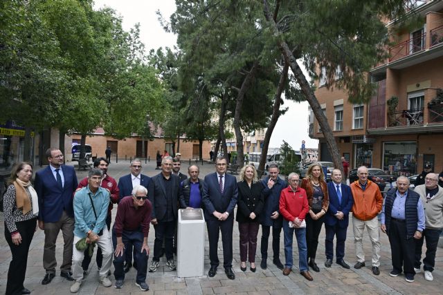 El Ayuntamiento homenajea al Real Murcia Imperial en su centenario con un monolito en el lugar donde nació su historia - 2, Foto 2