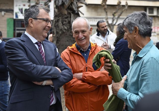 El Ayuntamiento homenajea al Real Murcia Imperial en su centenario con un monolito en el lugar donde nació su historia - 3, Foto 3