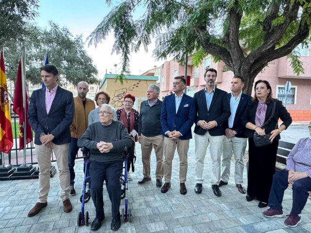El Gobierno local remodela el Paseo de la Rambla de la Ribera de Molina y dedica este espacio al profesor y músico José Vidal Gil
