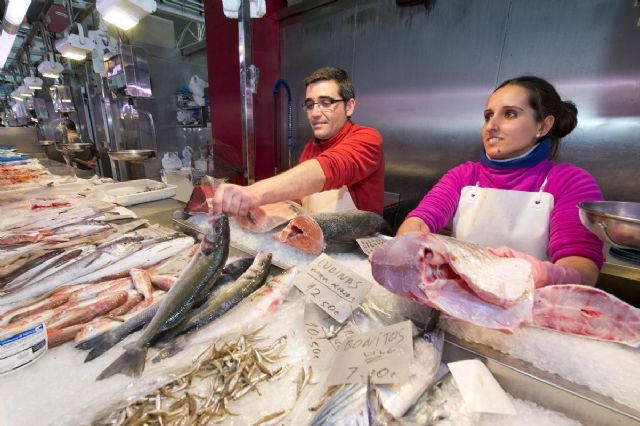 El Mercado de Santa Florentina acoge actividades de sensibilizacion sobre el consumo de la pesca artesanal sostenible - 1, Foto 1