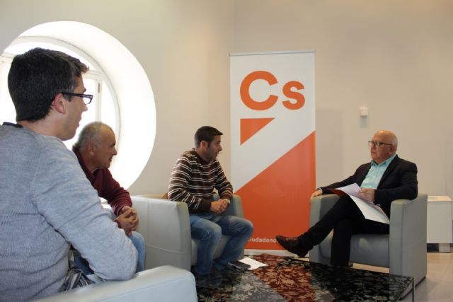 Ciudadanos recoge la inquietud del comité de empresa de Parques y Jardines ante la nueva contratación del servicio - 1, Foto 1