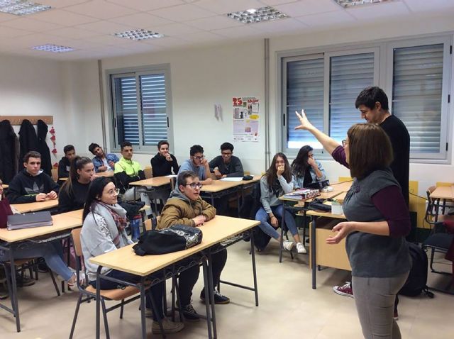 Comienzan en los centros escolares las sesiones informativas de los presupuestos participativos - 2, Foto 2