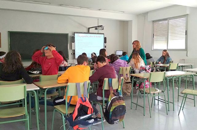 Comienzan en los centros escolares las sesiones informativas de los presupuestos participativos - 3, Foto 3