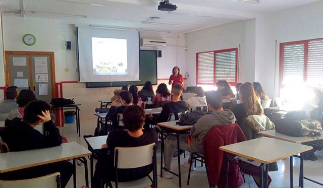 Comienzan en los centros escolares las sesiones informativas de los presupuestos participativos - 4, Foto 4
