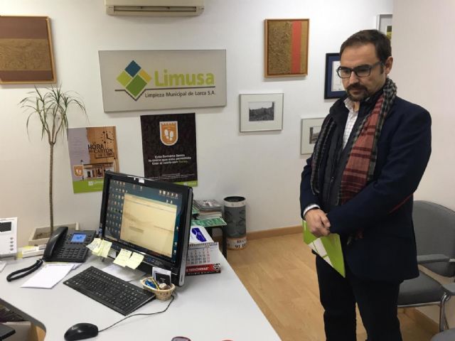 Mateos se persona en las oficinas de Limusa en busca de explicaciones - 2, Foto 2