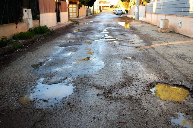 Podemos planteará un plan integral para dignificar la urbanización Bahía Bella - 4, Foto 4