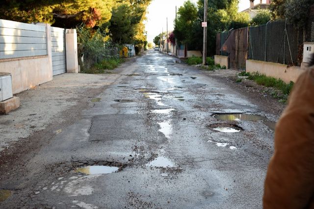 Podemos planteará un plan integral para dignificar la urbanización Bahía Bella - 5, Foto 5