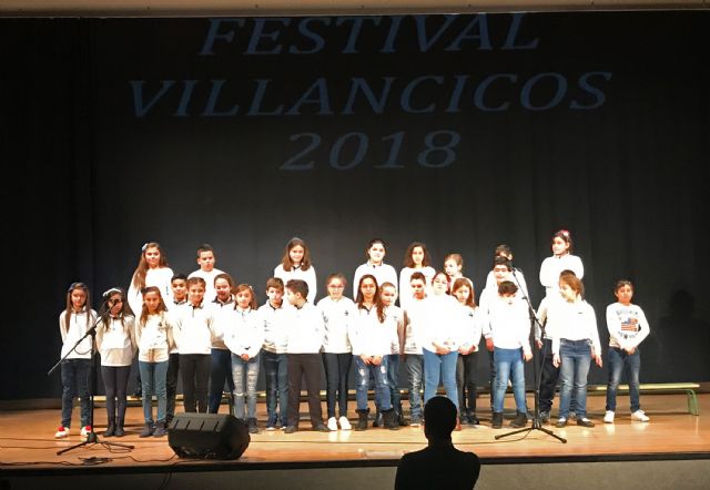 Casi 300 alumnos dan brillo a una nueva edición del festival escolar de villancicos - 2, Foto 2