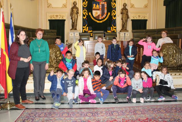 Alumnos del Colegio Mariano Suárez visitan el Ayuntamiento de Jumilla - 3, Foto 3