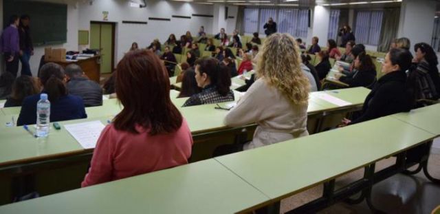 614 aspirantes estn convocados mañana a los exmenes para 154 plazas del Servicio Murciano de Salud, Foto 1