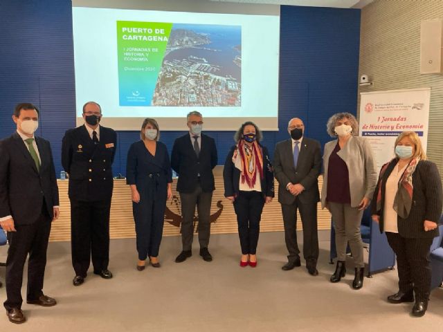 El Ayuntamiento defiende la urgencia de AVE, ZAL y ampliación para aprovechar el impulso del Puerto - 1, Foto 1